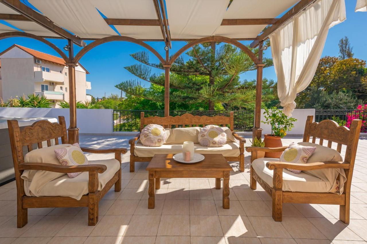 Anna'S Brilliant Villa In Ialysos Dış mekan fotoğraf